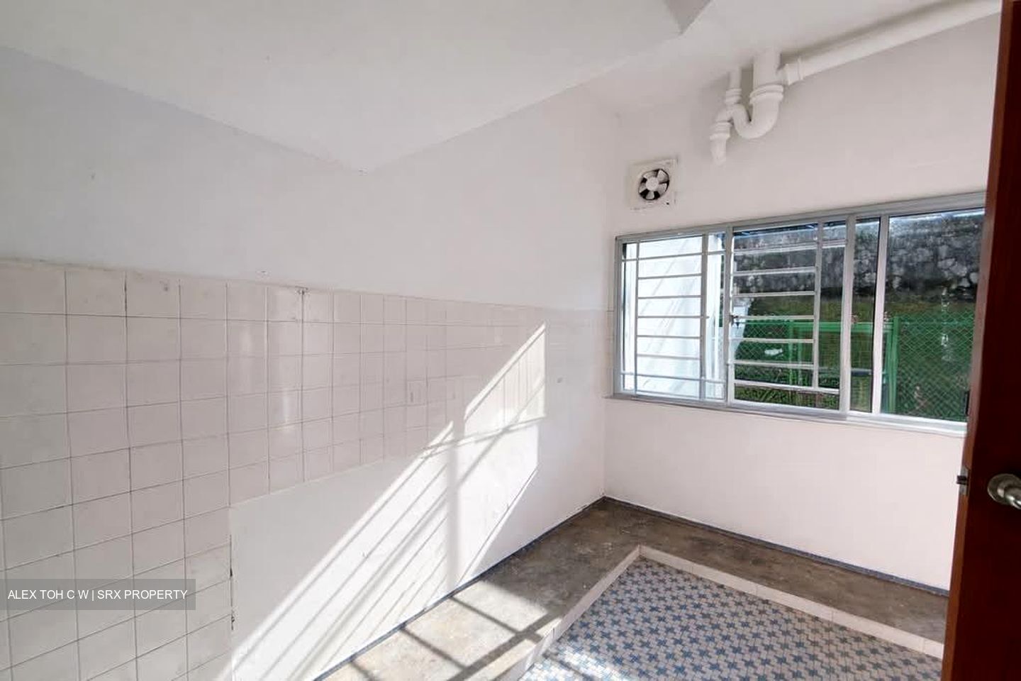 Jalan Jurong Kechil (D21), Terrace #538722671